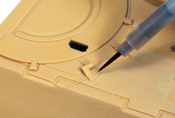 Tamiya Panel Line Accent Color – wash flowing into a panel line